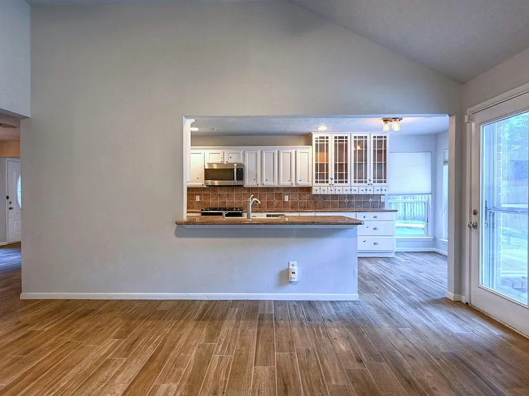 15 White Bark Pl — Photo 19