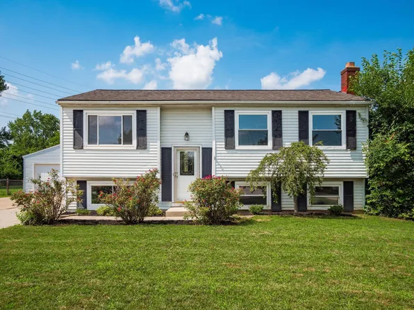 2486 Onyx Ct, Grove City, OH 43123