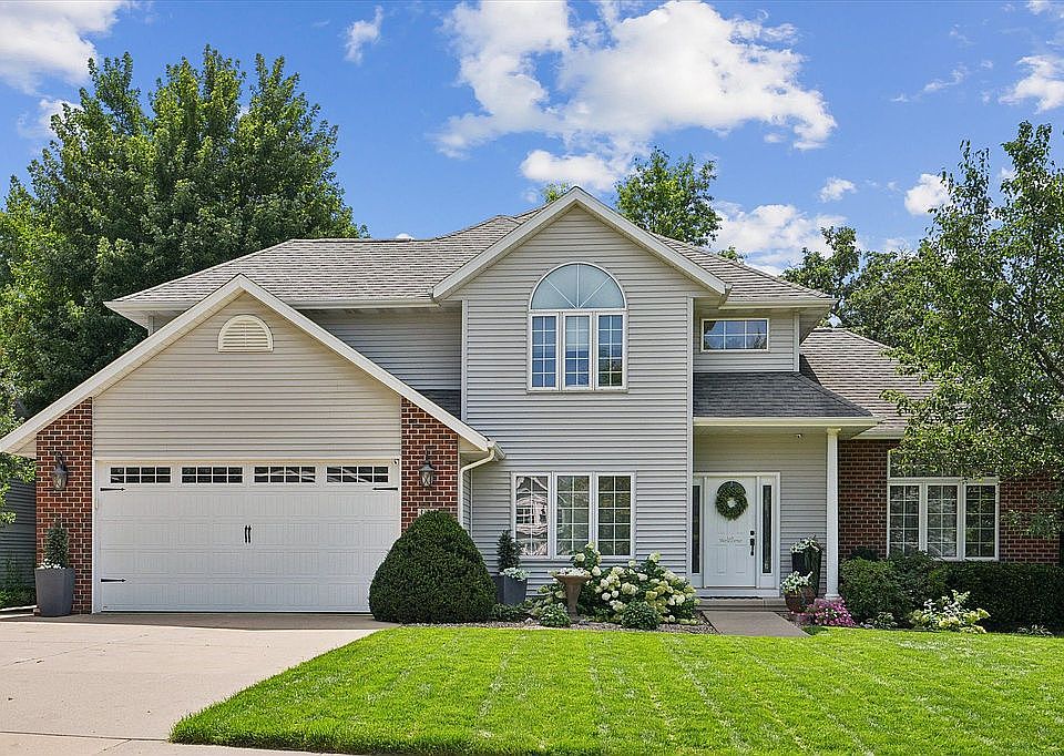 1st image of 333 Oriole Ct