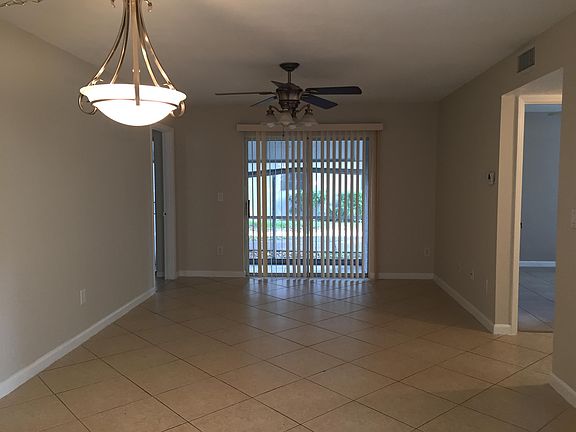 5th image of 474 NW 210th Circle Ter #103-13