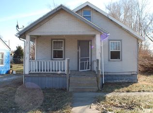 3614 Falling Springs Rd, Cahokia, IL 62206