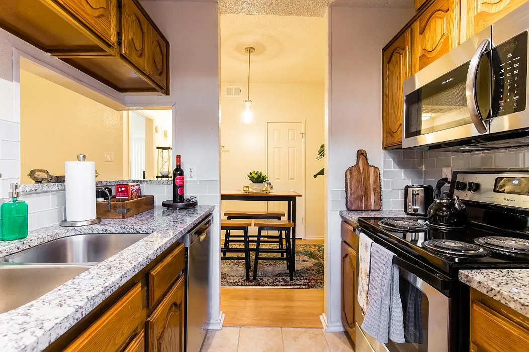 1 bed, 600 sqft, $1,395 — Photo 4