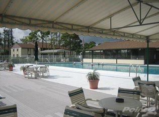 339 Knotty Pine Cir, Lake Worth, FL 33463