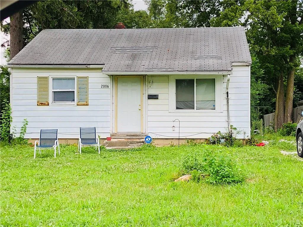 2006 N Goodlet Ave photo 1