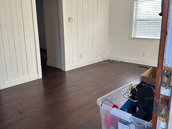 3rd image of 3162 1/2 8th Ave N APT A