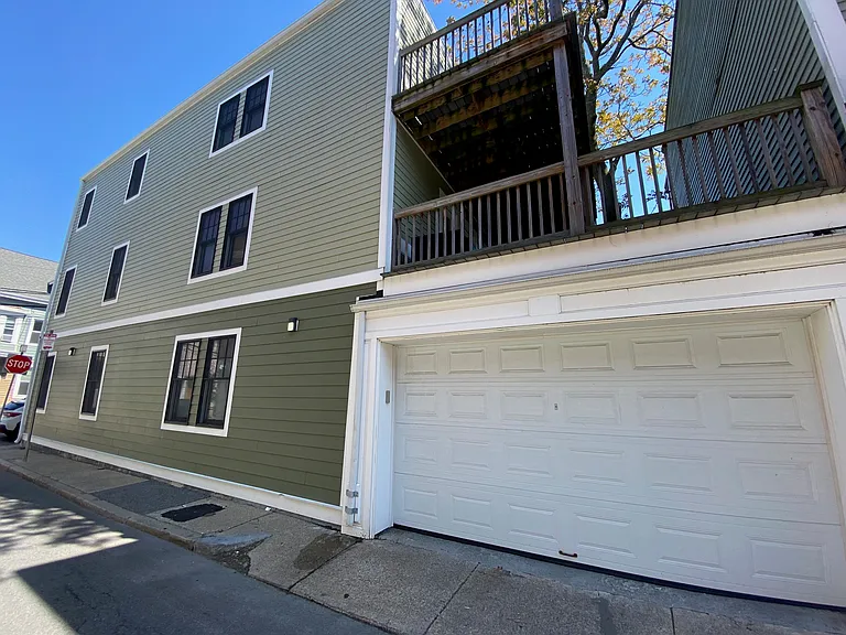 77 F St #2 — Photo 11