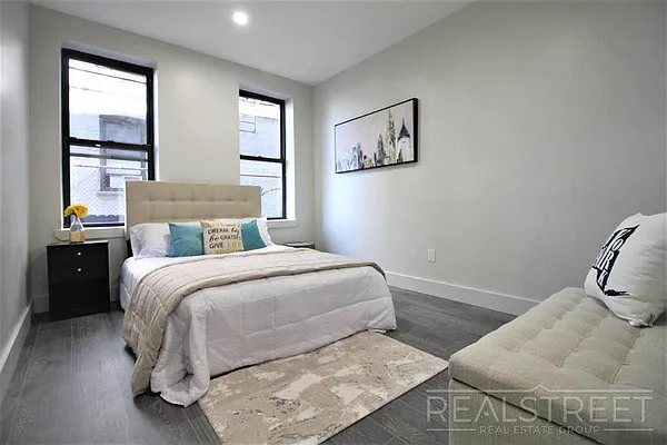 Rented by Real Street Inc | media 6