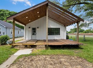 3371 Harris St, Ferndale, MI 48220
