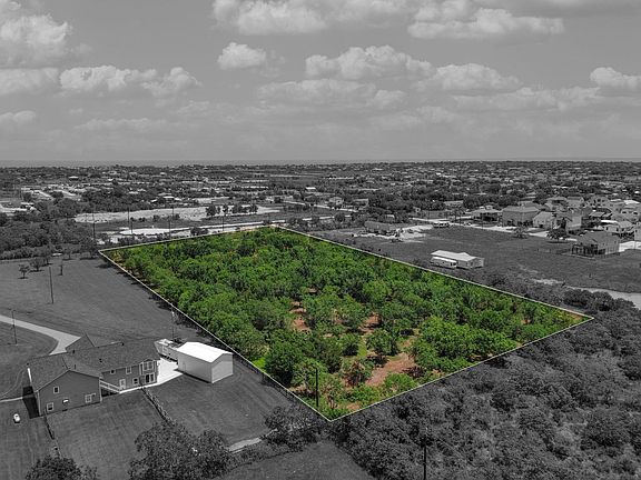 3rd image of 0 Avenue L