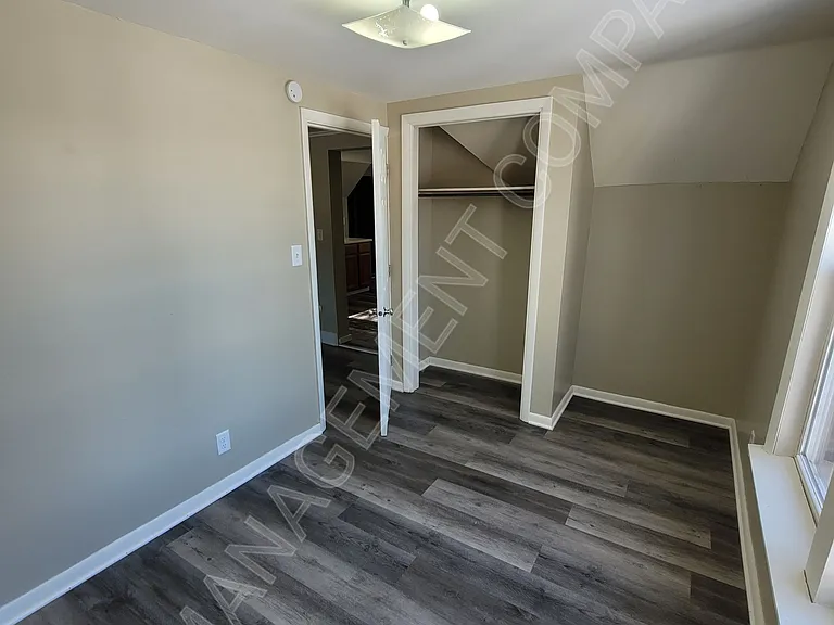 321 6th Ave #321 — Photo 12