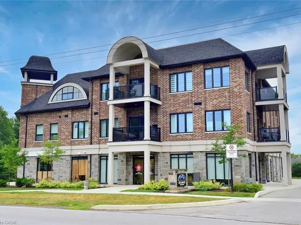 2605 Binbrook Rd #213, Hamilton, ON L0R 1C0
