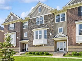 300 Clark Dr APT 2, Coralville, IA 52241