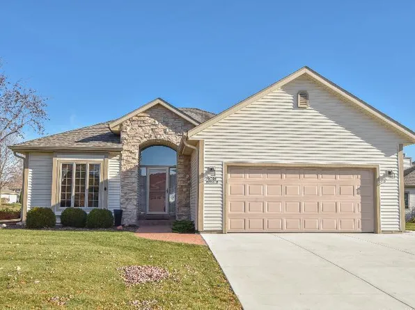 W204N16318 Jackson DRIVE, Jackson, WI 53037