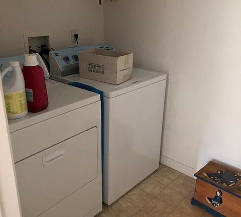 5th image of 3892 SE 139th St