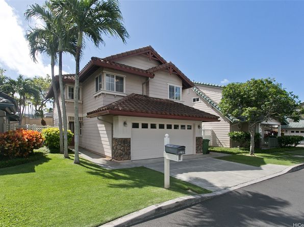 321 Ainahou St APT J, Honolulu, HI 96825