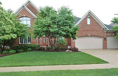 1st image of 492 E Thornwood Dr