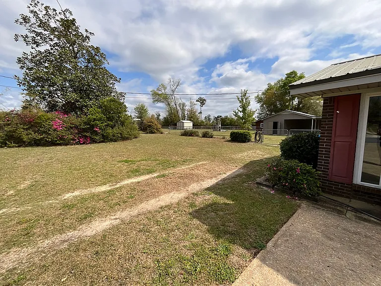 4900 Davis Dr — Photo 16