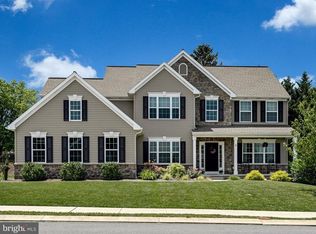 9 Summerlyn Dr, Ephrata, PA 17522