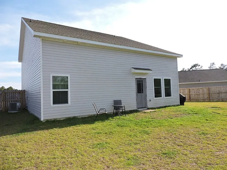 4664 Carlstrom Ln — Photo 27