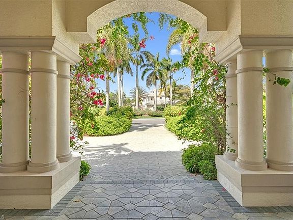 3rd image of 2339 Alexander Palm DR