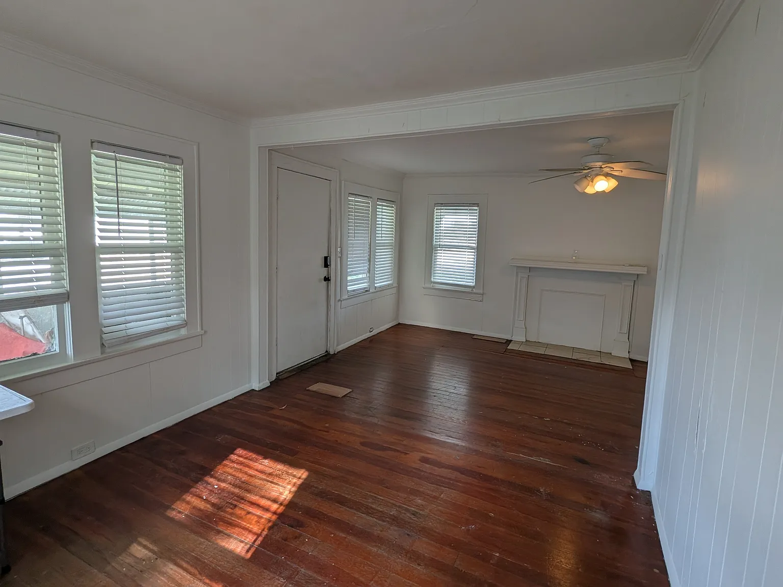 2 bed, 1.5 bath, 1004 sqft, $1,600 — Photo 4