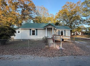 145 Rena St, Summerville, GA