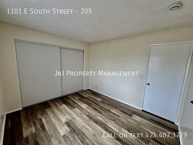 1101 E South St #205 — Photo 14