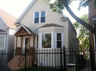 831 N Laramie Ave, Chicago, IL 60651