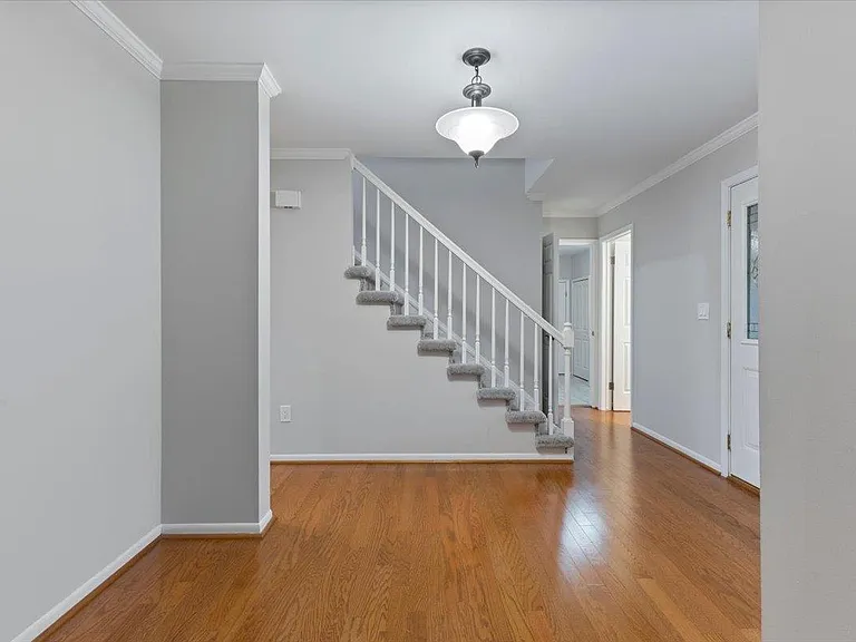 1291 Gettysburg Ct — Photo 3