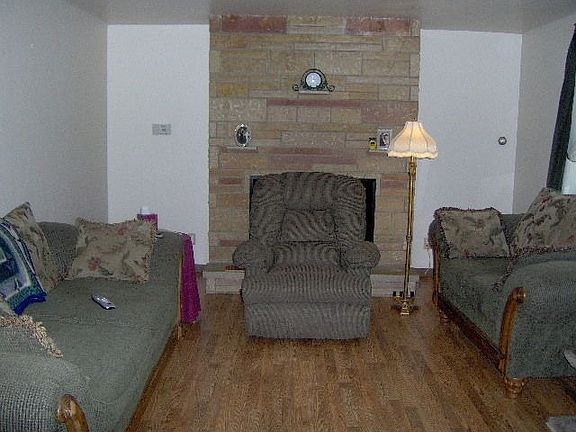 4th image of 127 Saint Ann Way