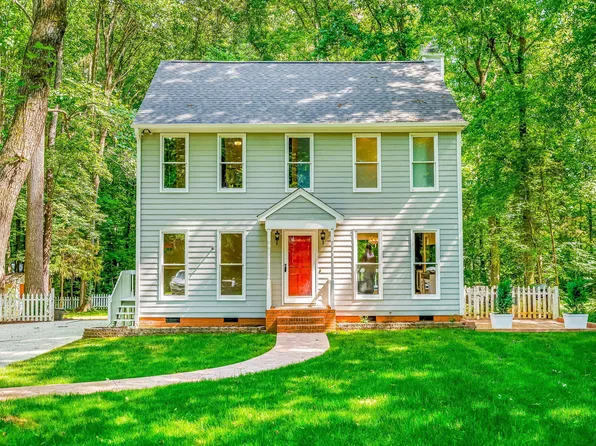 114 Bonaparte Dr, Hillsborough, NC 27278