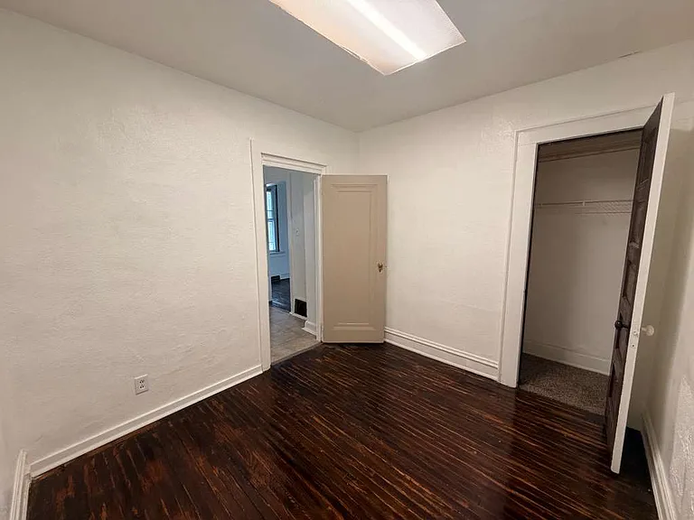 634 Spencer St — Photo 11