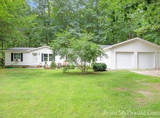 3339 Grant St, Allegan, MI 49010