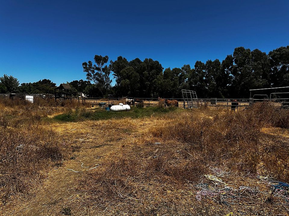 2nd image of 13971 Christensen Rd