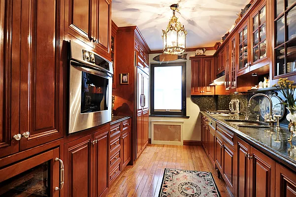 Sold by Corcoran | media 13