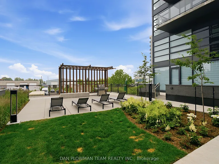 1608 Charles St #352 — Photo 20
