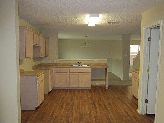 4th image of 2204 Llano Mediano Ln
