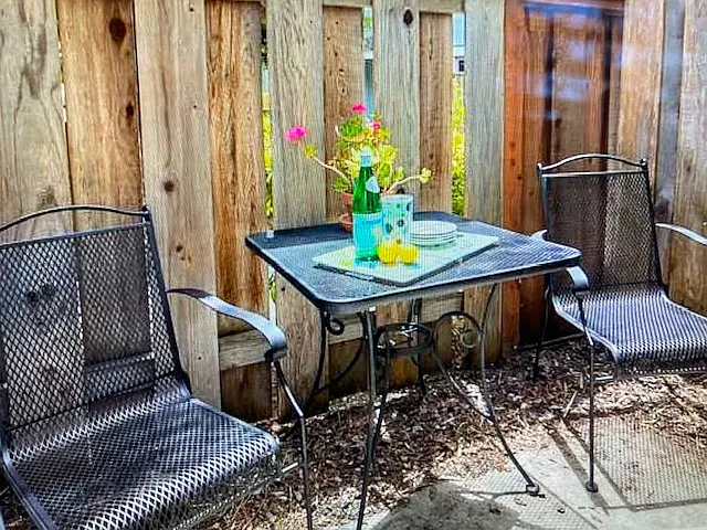1117 Sutherland Ln #2 — Photo 7
