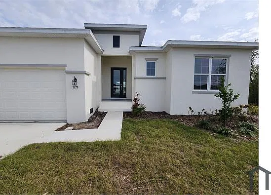 9279 Rosebud Cir