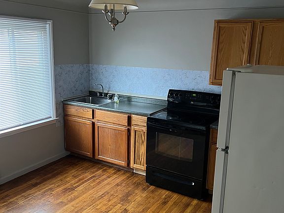 4th image of 38275 Dequindre Rd #2