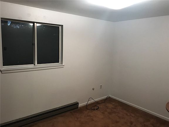 4th image of 333-335 Indian St #337