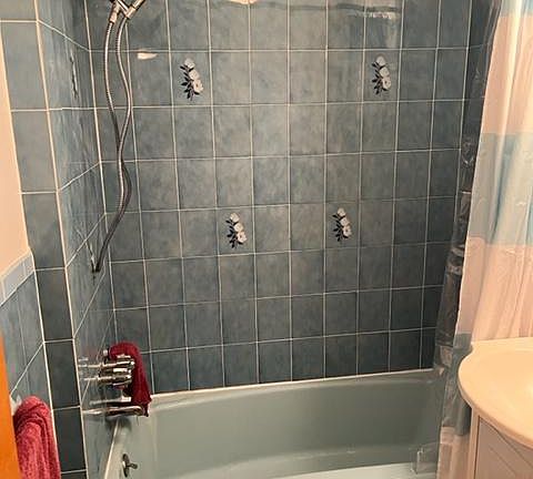 3rd image of 1-60 Bolton Ave #1