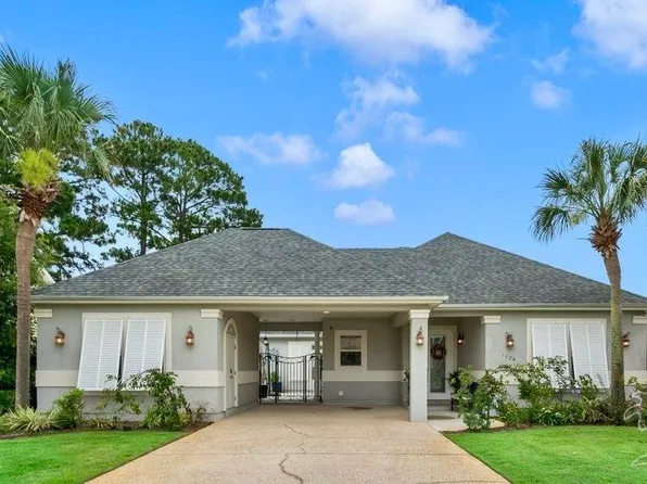 1624 Llani Ln, Gulf Breeze, FL 32563