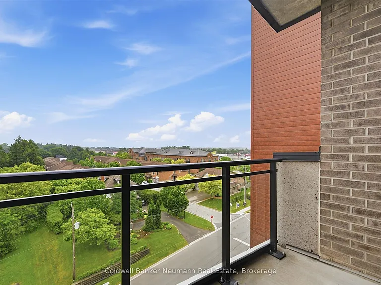 30 Hamilton St S #601 — Photo 18