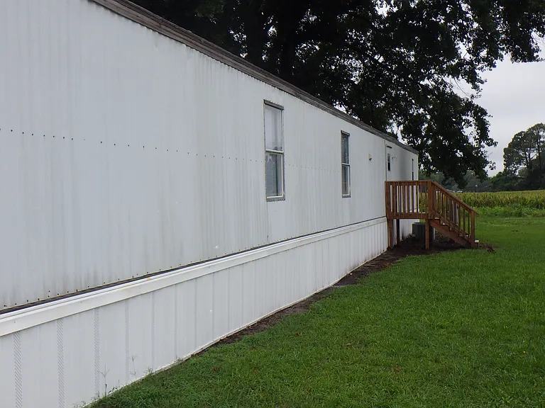 407 Martin Ct — Photo 17