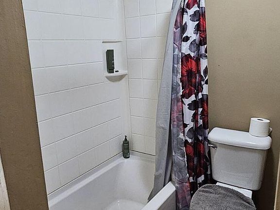5th image of 1404 David Braquet Dr