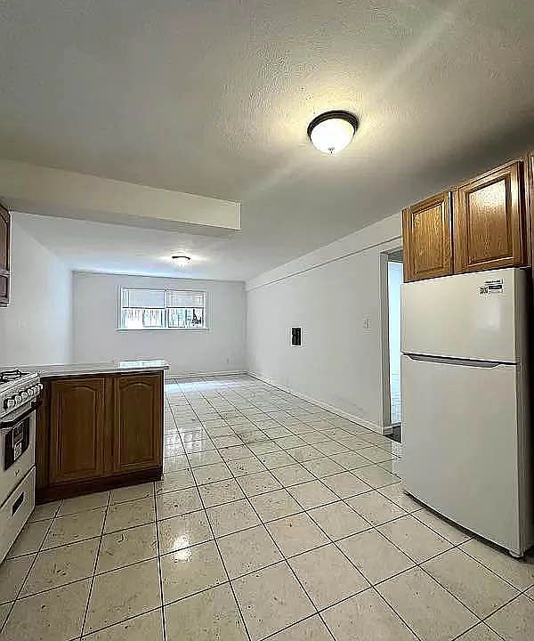 1st image of 87-08 Avon St #1