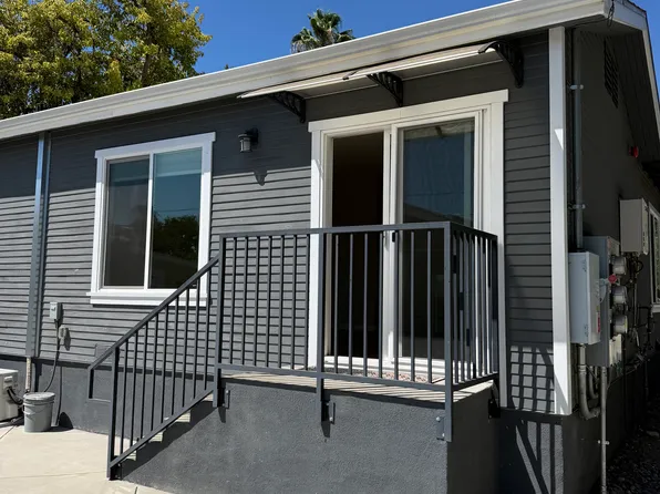 1754 Brigden Rd #A, Pasadena, CA 91104