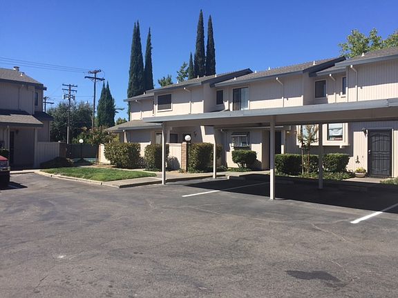 2nd image of 1125 Bell St APT 4
