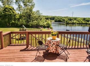 530 White Birch Dr, Guilford, CT 06437
